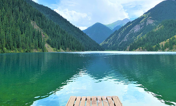 Les lacs des rocheuses ? Non, Lac Kolsai à quelques encablures d’Almaty