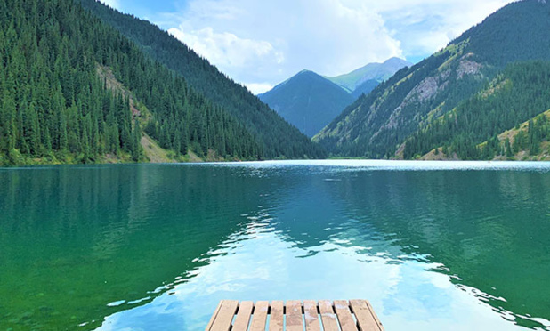 Les lacs des rocheuses ? Non, Lac Kolsai à quelques encablures d’Almaty