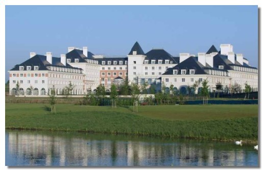 Disneyland : Mövenpick Dream Castle Hotel change de management Disneyland : Mövenpick Dream Castle Hotel change de management
