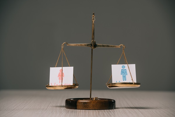 L'accord de branches comprends 3 objectifs et avancées pour arriver à l'égalité Femmes/Hommes - Crédit photo : Depositphotos @AndrewLozovyi
