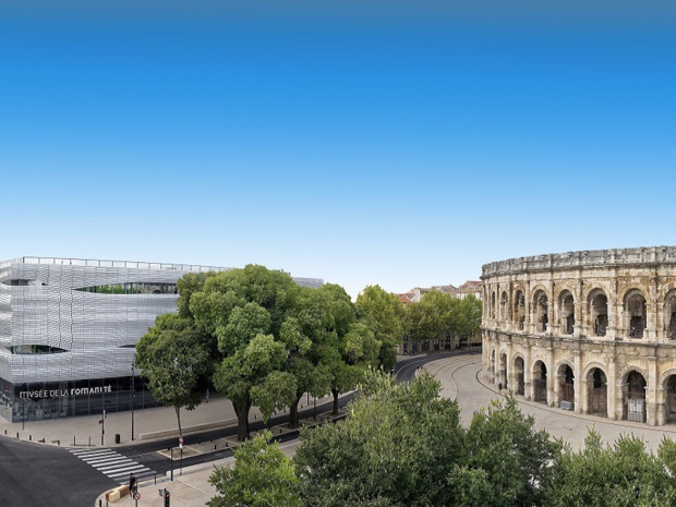 Arènes et Musée de la Romanité©Stephane Ramillon – Ville de Nîmes Arènes et Musée de la Romanité©Stephane Ramillon – Ville de Nîmes