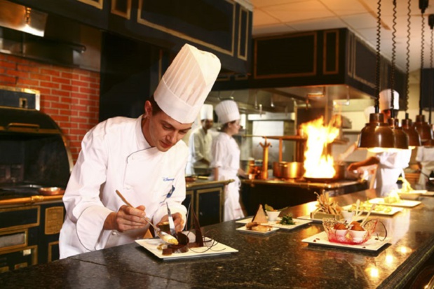 En 2019, Disneyland Paris a recruté 810 alternants, ils seront 1 000 en 2020 - DR : Disney En 2019, Disneyland Paris a recruté 810 alternants, ils seront 1 000 en 2020 - DR : Disney