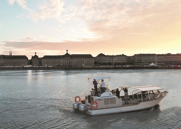 Depuis juin 2018, Pierre Creuzé, le patron de 3B Voyages, propose des croisières à la journée sur un navire qu'il a fait construire - DR : BordeauxBeBoat