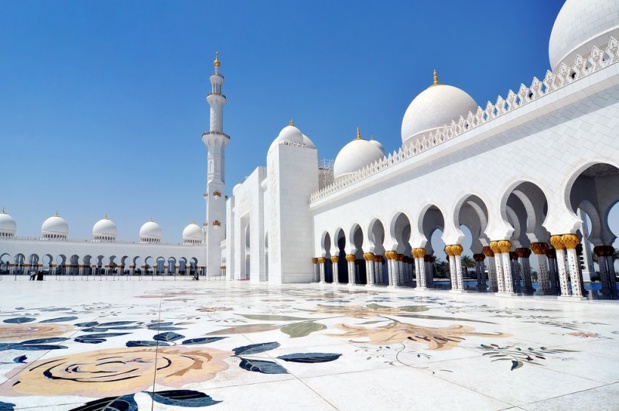 La mosquée Cheikh Zayed à Abu Dhabi est l'un des sites phares de la destination - DR : Depositphotos La mosquée Cheikh Zayed à Abu Dhabi est l'un des sites phares de la destination - DR : Depositphotos