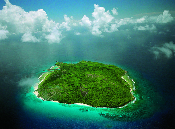 Sur Fregate Island, seules 16 villas pouvant accueillir au maximum 60 personnes sont disséminées dans l’île. Chacune d’entre elles dispose d’une piscine à débordement et d’un butler personnel, qui reste le même pour toute la durée du séjour - DR