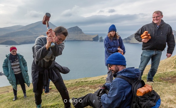 En avril 2019, le projet pilote a accueilli 100 volontaires pour 3 500 candidatures. Les sélectionnés représentaient 25 nations différentes - DR : The Faroe Islands