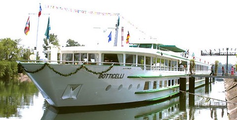 CroisiEurope positionne le MS Botticelli au centre de Londres CroisiEurope positionne le MS Botticelli au centre de Londres