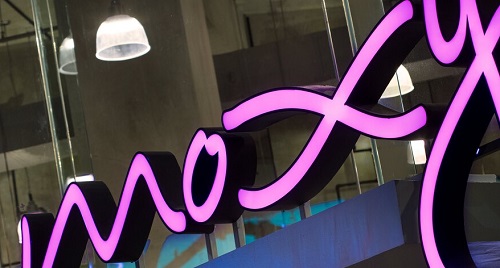 Avec ses 292 chambres, l'établissement dispose de 77 m2 d'espace de réunion répartis en trois salles et d'une salle de remise en forme - DR Avec ses 292 chambres, l'établissement dispose de 77 m2 d'espace de réunion répartis en trois salles et d'une salle de remise en forme - DR