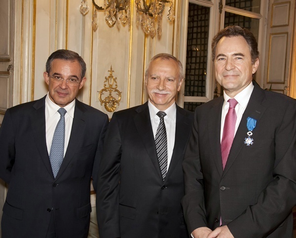 Reed Expositions : Alain Bagnaud nommé Chevalier de l’Ordre National du Mérite Reed Expositions : Alain Bagnaud nommé Chevalier de l’Ordre National du Mérite