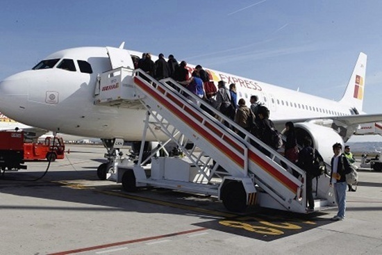 la montée en puissance sera très rapide puisque Ibiza, Fuerteventura et Lanzarote seront vite rajoutées. Puis dès cet été, la filiale low cost opérera hors du terrain domestique avec les dessertes d’Amsterdam, Dublin, Naples, Mikonos et Riga./photo dr la montée en puissance sera très rapide puisque Ibiza, Fuerteventura et Lanzarote seront vite rajoutées. Puis dès cet été, la filiale low cost opérera hors du terrain domestique avec les dessertes d’Amsterdam, Dublin, Naples, Mikonos et Riga./photo dr