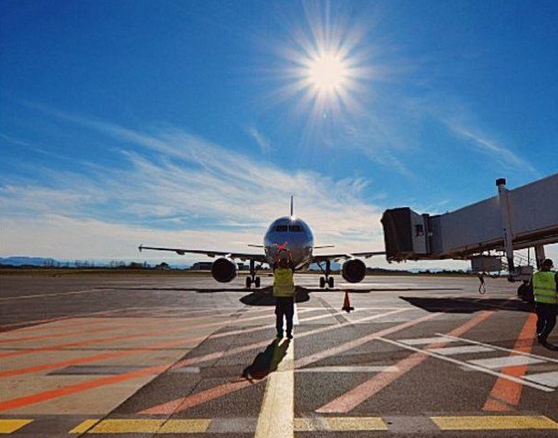 Inutile de vous déplacer aujourd'hui à l'aéroport, aucun service de transport aérien n'est opéré - DR : Facebook Aéroport de Biarritz