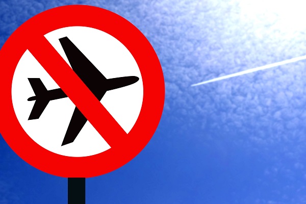 115 compagnies aériennes au total font l'objet d'une interdiction d'exploitation dans l'Union européenne -  Depositphotos @vlerijse