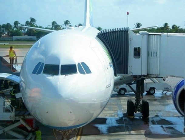 Toutes les circonstances extraordinaires entrainent l’obligation pour le transporteur aérien de prendre en charge les passagers dont le vol a été annulé à la suite de l’éruption du volcan islandais./photo dr