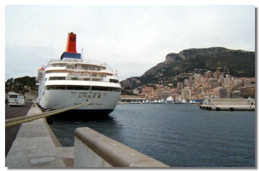 Les croisières rapportent à Monaco 150 euros par jour en moyenne et près de 500 euros pour la croisière de luxe !