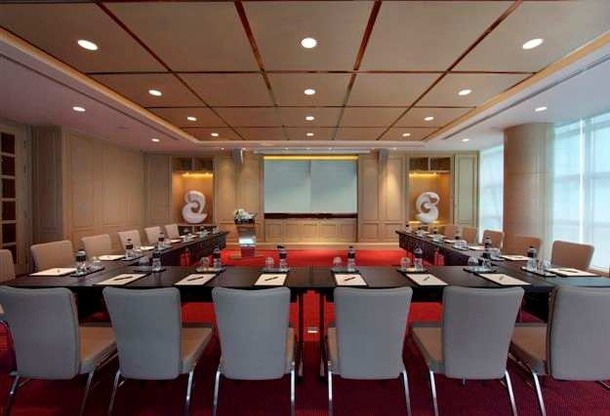 Le Sofitel Sukhumvit de Bangkok peut accueillir des conférences dans son grand centre de réunions - Photo DR Le Sofitel Sukhumvit de Bangkok peut accueillir des conférences dans son grand centre de réunions - Photo DR