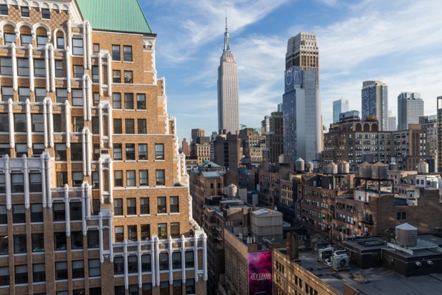 L'hôtel dispose également d'un bar à cocktails saisonnier sur le toit avec vue sur l'Empire State Building - DR : Radisson L'hôtel dispose également d'un bar à cocktails saisonnier sur le toit avec vue sur l'Empire State Building - DR : Radisson