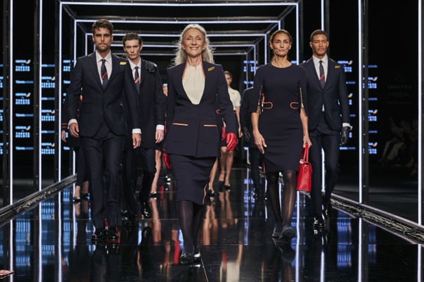 Iberia présent ses nouveaux uniformes à la Fashion Week de Madrid  - Crédit photo : Iberia