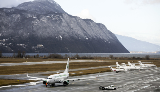Parmi les aéroports français les plus concernés par le trafic britannique : l'aéroport de Chambéry-Savoie Mont Blanc © Vincy Concessions