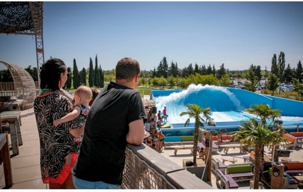 Les postes sont à pourvoir dès le 2 avril 2020 à Wave Island - Crédit photo : Wave Island