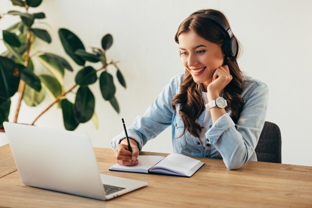 Dans le cadre du décret sur le bon à-valoir, TravelPro Formations propose aux lecteurs de TourMaG.com des formations gratuites - Crédit photo : Depositphotos @AllaSerebrina