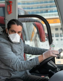 Opération de rapatriement de passagers allemands à bord du MSC Splendida le 25 mars 2020 - DR : NAP Tourisme Opération de rapatriement de passagers allemands à bord du MSC Splendida le 25 mars 2020 - DR : NAP Tourisme