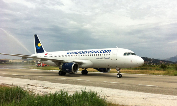 Le premier vol de Nouvelair en provenance de Tunis s’est posé sur le tarmac de l’Aéroport Toulon-Hyères, mardi 19 juin 2012. - DR