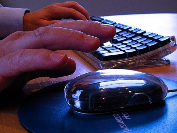 Sur les portails d'e-commerce, le taux d’abandon du panier varie entre 40 et 60% - Photo-Libre.fr