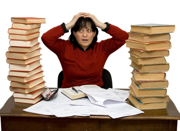 Dans le cas de figure où un employé gagne 2000 euros bruts par mois et réalise 8 heures de travail supplémentaires, la somme déduite des gains acquis par ces heures serait de 375 euros pour l'année - Photo Fotolia Dans le cas de figure où un employé gagne 2000 euros bruts par mois et réalise 8 heures de travail supplémentaires, la somme déduite des gains acquis par ces heures serait de 375 euros pour l'année - Photo Fotolia