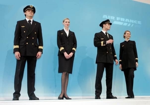 Transform 2015 vise à réduire d' environ 10% du personnel (5122 départs sur 49300 employés) et à gagner 20% de productivité supplémentaire au personnel restant. /photo dr Transform 2015 vise à réduire d' environ 10% du personnel (5122 départs sur 49300 employés) et à gagner 20% de productivité supplémentaire au personnel restant. /photo dr