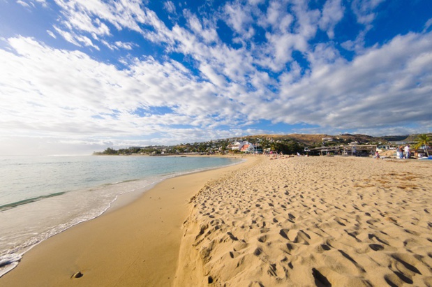 "Les destinations Antilles, Réunion et Tahiti représentent 60% de notre activité, c'est une vraie bonne nouvelle pour Exotismes". Ici, la plage de Saint-Gilles à La Réunion - Depositphotos.com, fontaineg974 "Les destinations Antilles, Réunion et Tahiti représentent 60% de notre activité, c'est une vraie bonne nouvelle pour Exotismes". Ici, la plage de Saint-Gilles à La Réunion - Depositphotos.com, fontaineg974