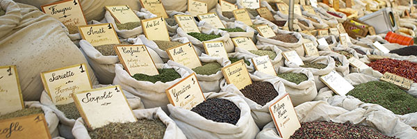 SEMA /Le marché à Sainte-Maxime