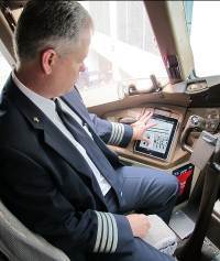 Les pilotes d'American Airlines peuvent désormais utiliser un iPad pendant toutes les phases des vols - Photo DR