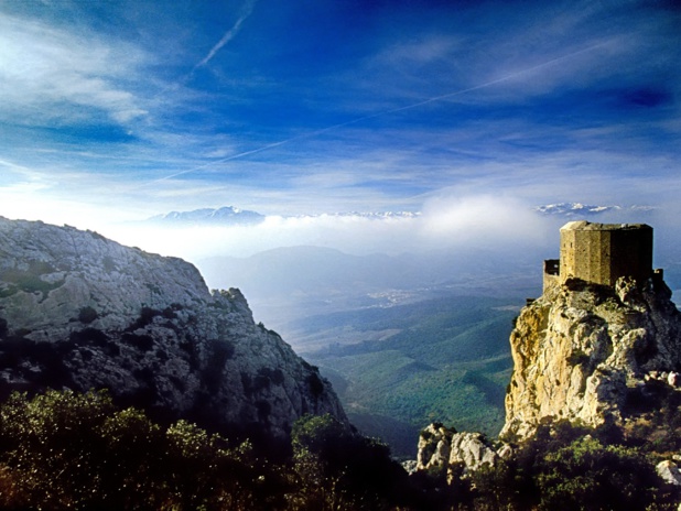 Le château cathare de Quéribus. G.Deschamps. CRT Occitanie.