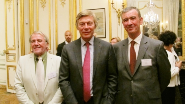 Patrick Vercauteren Drubbel, Ambassadeur de S.M. le Roi des Belges (milieu), entouré à droite de Peter Keijers, Président d’EurAm et à gauche de Jeroen Janda, General Manager Sirius,