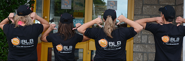 4 des 15 membres de l’équipage BLB Tourisme 4 des 15 membres de l’équipage BLB Tourisme