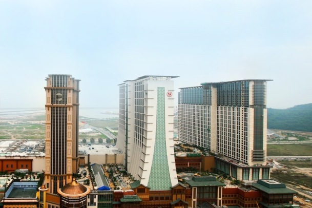 Le tout dernier né des complexes hôteliers de Macau, le Sand Cotai, comptera à terme 5800 chambres réparties dans trois hôtels. DR