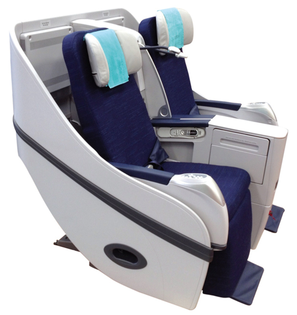 La classe Hibiscus, la classe affaire d’Aircalin, comptera désormais 24 sièges au lieu de 26, car le nouveau siège coque voit son pitch augmenter de près de 20 % / Photo DR La classe Hibiscus, la classe affaire d’Aircalin, comptera désormais 24 sièges au lieu de 26, car le nouveau siège coque voit son pitch augmenter de près de 20 % / Photo DR