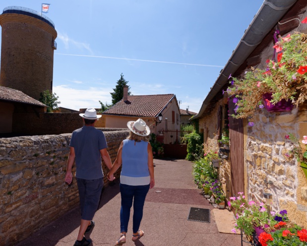 Oingt, village de pierres dorées - DR : PMuradian/CRT Auvergne Rhône Alpes