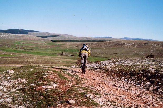 L'agence s’est donné pour objectif de faire découvrir la région à partir d’activités outdoor. Ici, sur le causse Méjean - DR : Languedoc Nature