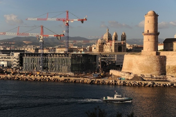 A l'instar du MUCEM, tous les chantiers ne sont pas encore terminés à Marseille pour 2013 mais les acteurs du tourisme de la région sont confiants et comptent sur cette année pour diversifier leurs clientèles - Photo : Lisa Ricciotti_6477