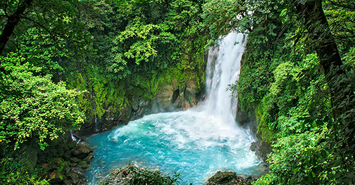 © Unsplash - Rio Celeste, Tenorio