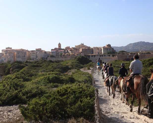Au programme d'un incentive, balade à cheval au coeur de l'ïle de Beauté. Sylvain Alessandri. Au programme d'un incentive, balade à cheval au coeur de l'ïle de Beauté. Sylvain Alessandri.