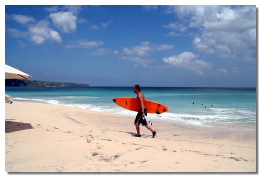 Destinations soleil : GO Voyages, fait de l’ombre à ses concurrents en ligne Destinations soleil : GO Voyages, fait de l’ombre à ses concurrents en ligne