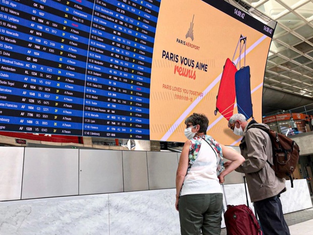 Ce service est gratuit sur présentation d’une carte d’embarquement tous les jours de 09h à 19h - Crédit photo : Paris Aéroport Ce service est gratuit sur présentation d’une carte d’embarquement tous les jours de 09h à 19h - Crédit photo : Paris Aéroport