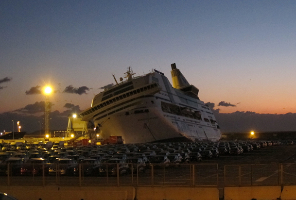 Dimanche soir, la gîte du bateau atteignait 15 degrés - DR : A.B.