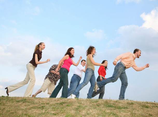 Au fil des années, le chef de village peut se voir confier des villages de plus en plus grands ou de plus en plus prestigieux pour la marque. Il peut aussi évoluer vers un poste à responsabilité dans la structure régionale ou générale de l’entreprise. - Photo Fotolia Au fil des années, le chef de village peut se voir confier des villages de plus en plus grands ou de plus en plus prestigieux pour la marque. Il peut aussi évoluer vers un poste à responsabilité dans la structure régionale ou générale de l’entreprise. - Photo Fotolia