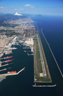 Actionnaire majoritaire, le port de Gênes a décidé de relancer la privatisation de l’aéroport Cristoforo Colombo - DR