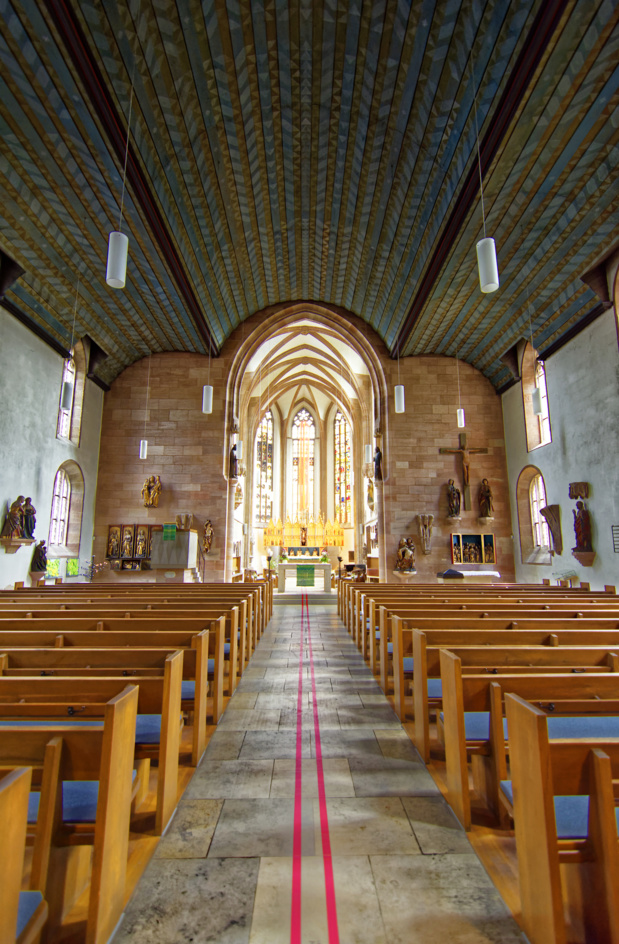 Prendre le temps, déconnecter, contempler, reposer ses oreilles: une visite à l'église s'impose./ Crédit DepositPhoto