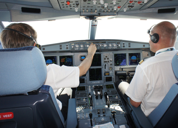 Pour les 2/3 d’entre elles les effectifs resteront stables et même à la baisse dans 20% des compagnies aériennes et 21% au sein des structures aéroportuaires. - Photo CE