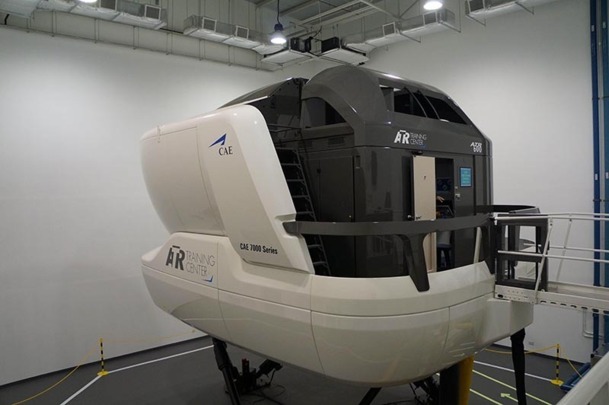 Le simulateur de type FFS (Full Flight Simulator) - DR : ATR Le simulateur de type FFS (Full Flight Simulator) - DR : ATR